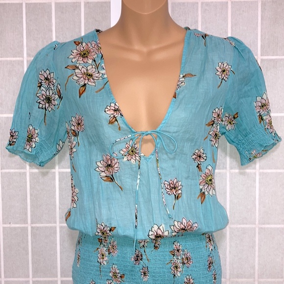 Intimately by FREE PEOPLE Floral Print Babyblue Short Sleeve Bodysuit Blouse S - Picture 4 of 12